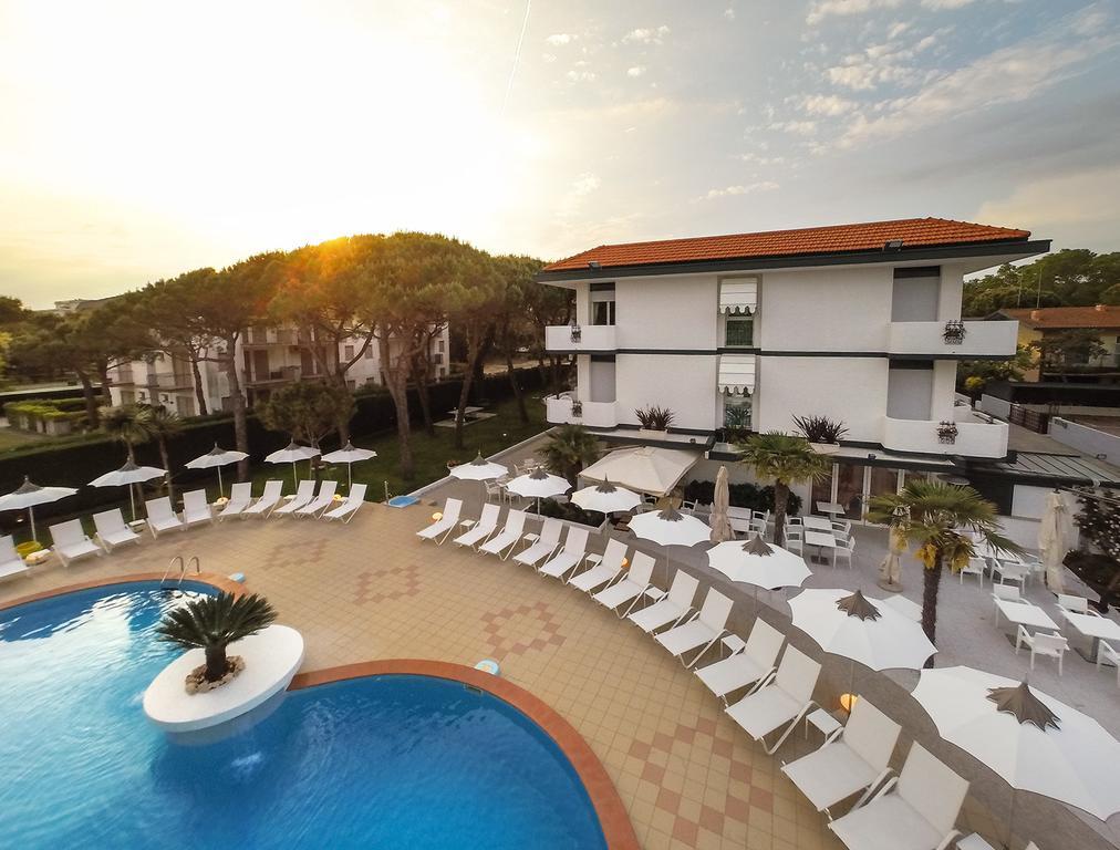 Hotel Elite Jesolo Extérieur photo